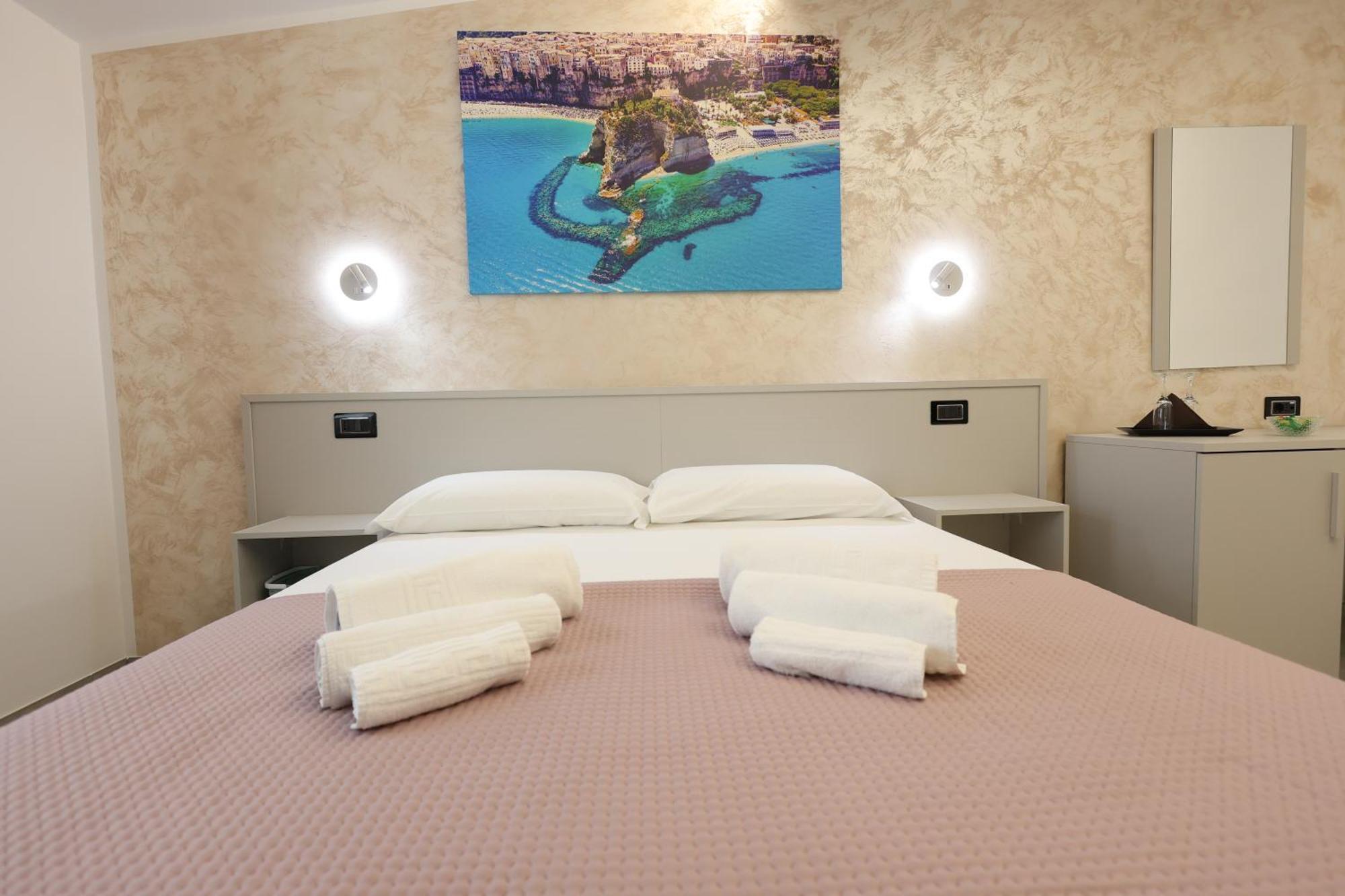 B&B Sunlight Tropea Ruang foto