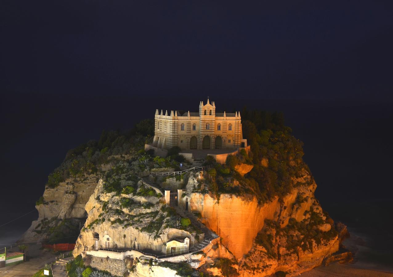 B&B Sunlight Tropea Bagian luar foto