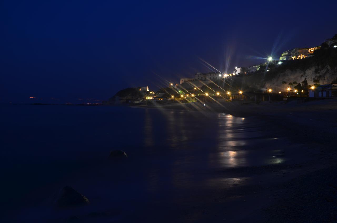 B&B Sunlight Tropea Bagian luar foto